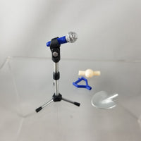 207 -Miku Fluffy Coat Vers. Microphone (Converts to Shovel)