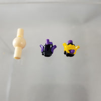 328 - Cryska's Clasped Hand to Hold with Yui (293)