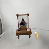481 -Kumano's Vanity (Dresser with Mirror)