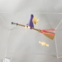747 -Atsuko's Broom and Arms