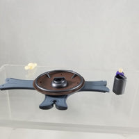 664 -Shielder Mash/Kyrielight's Cross-Shaped Shield with two handles (Option 2)