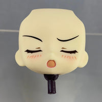 293-2 -Yui's Closed Eye Face
