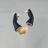 1564 -Iroha's Hands Folded In Front