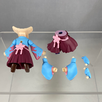 1360 -Sakura's Hakama Outfit Standing & Swordfitting Pose