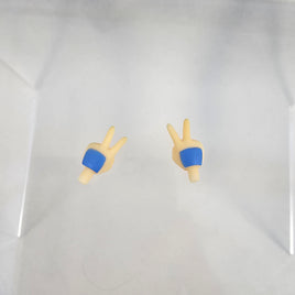 Cu-poche #5 -Dark Magician Girl (1.0) Peace Sign Hands