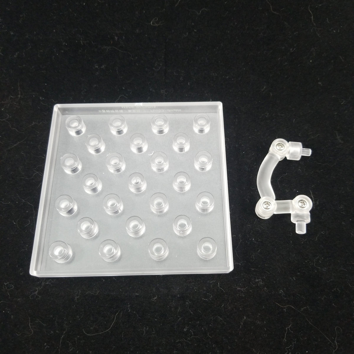 Larger (25Hole) "L Style" arm Nendoroid Stand Chibi Chop Shop