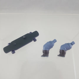 1686 -Xiao Ling's Skateboard with Legs