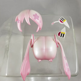 499 -Sakura Mikudayo's Hair & Microphone