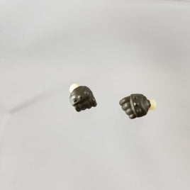 907 -Geralt's Gloved Hands for Holding Weapons