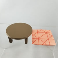 391 -Akagi's Cushion and Table