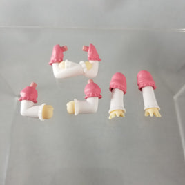 894 -Elf's Crossed Arms & Limbs (Option 1)