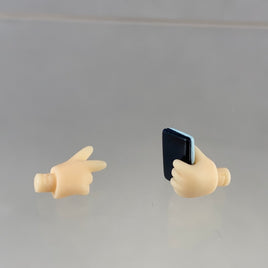1522 -Peni Parker's Cellphone & Posing Hand